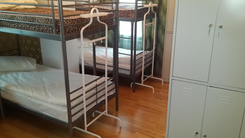 Triumph Astana Hostel Quarto foto